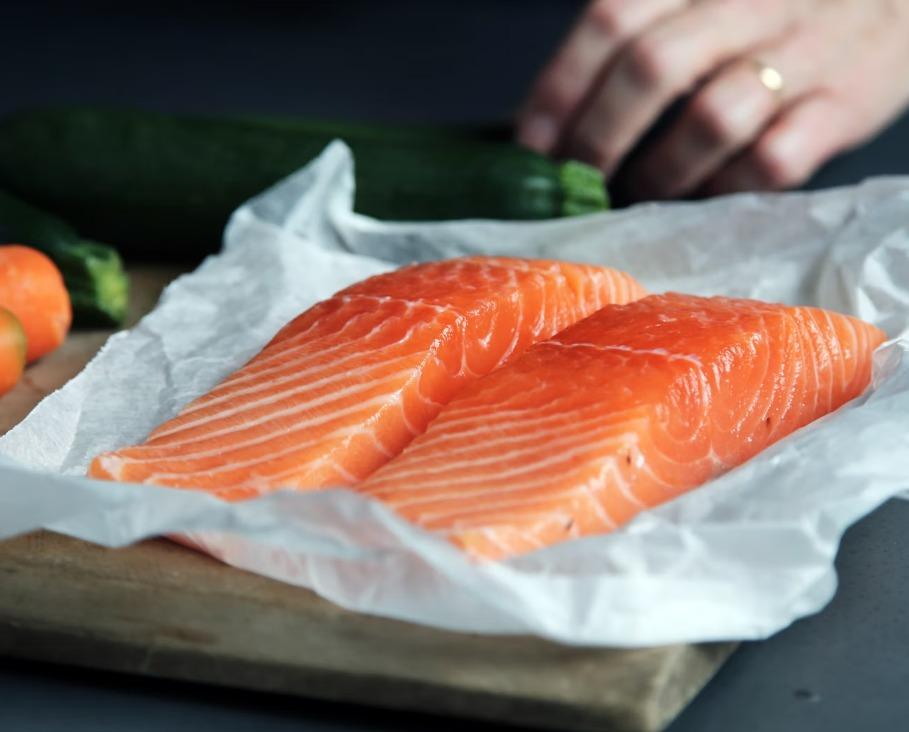 The US Imported More Salmon Fillets in 2023 Amid Generalized Drop in Seafood Demand