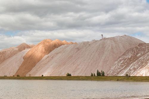 Israel-Palestine Conflict Raises Concerns for Global Fertilizer Supply Chains and Prices