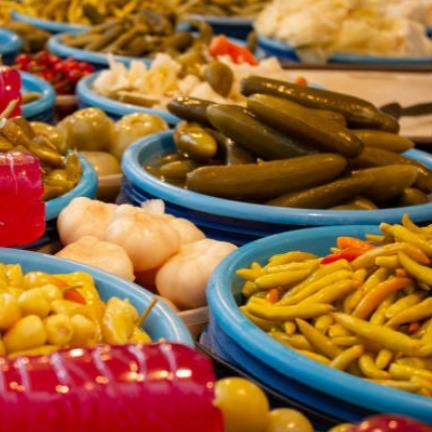 Egyptian Pickled Vegetables – Mixed Pickles, Gherkins, Turnips & More