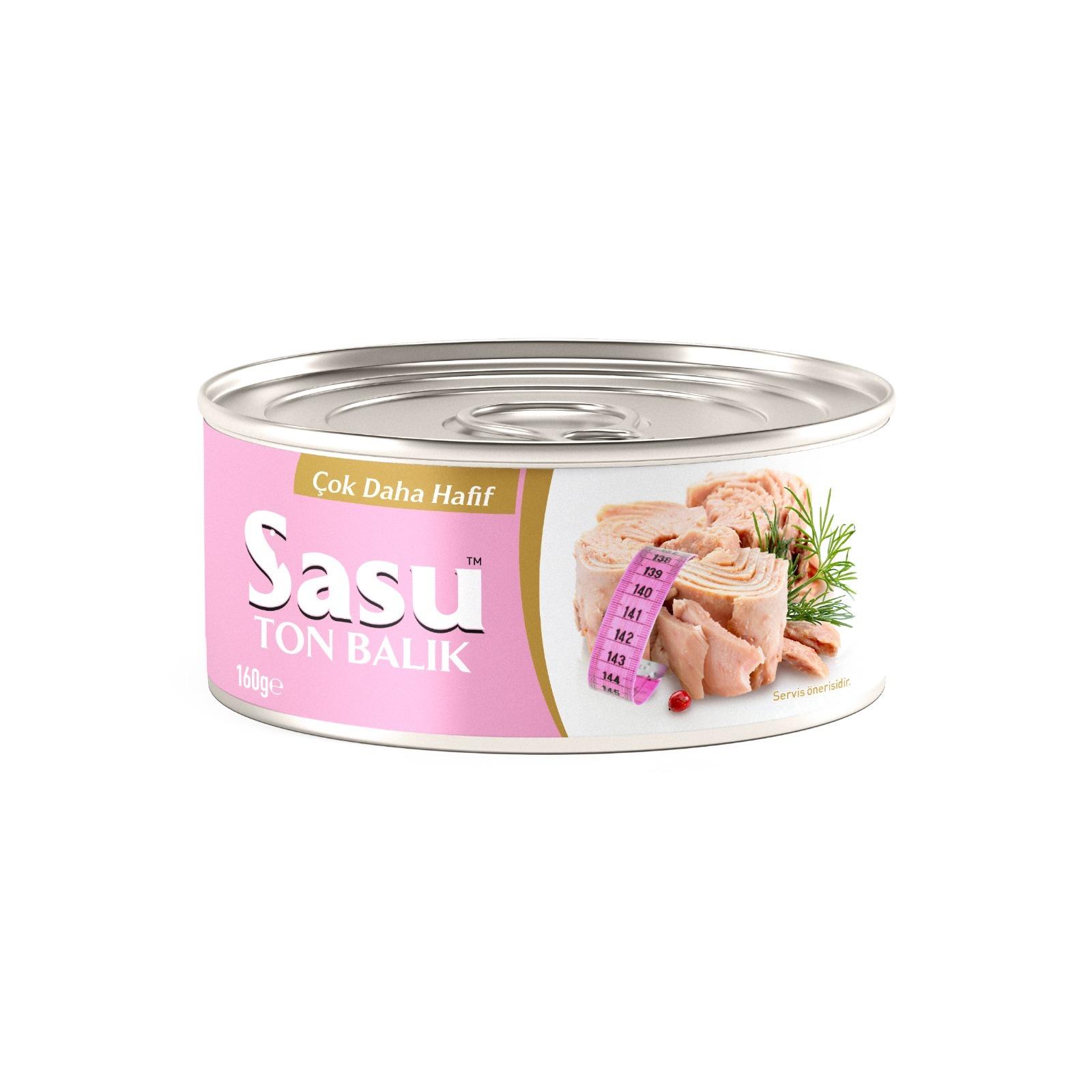 Canned tuna in water