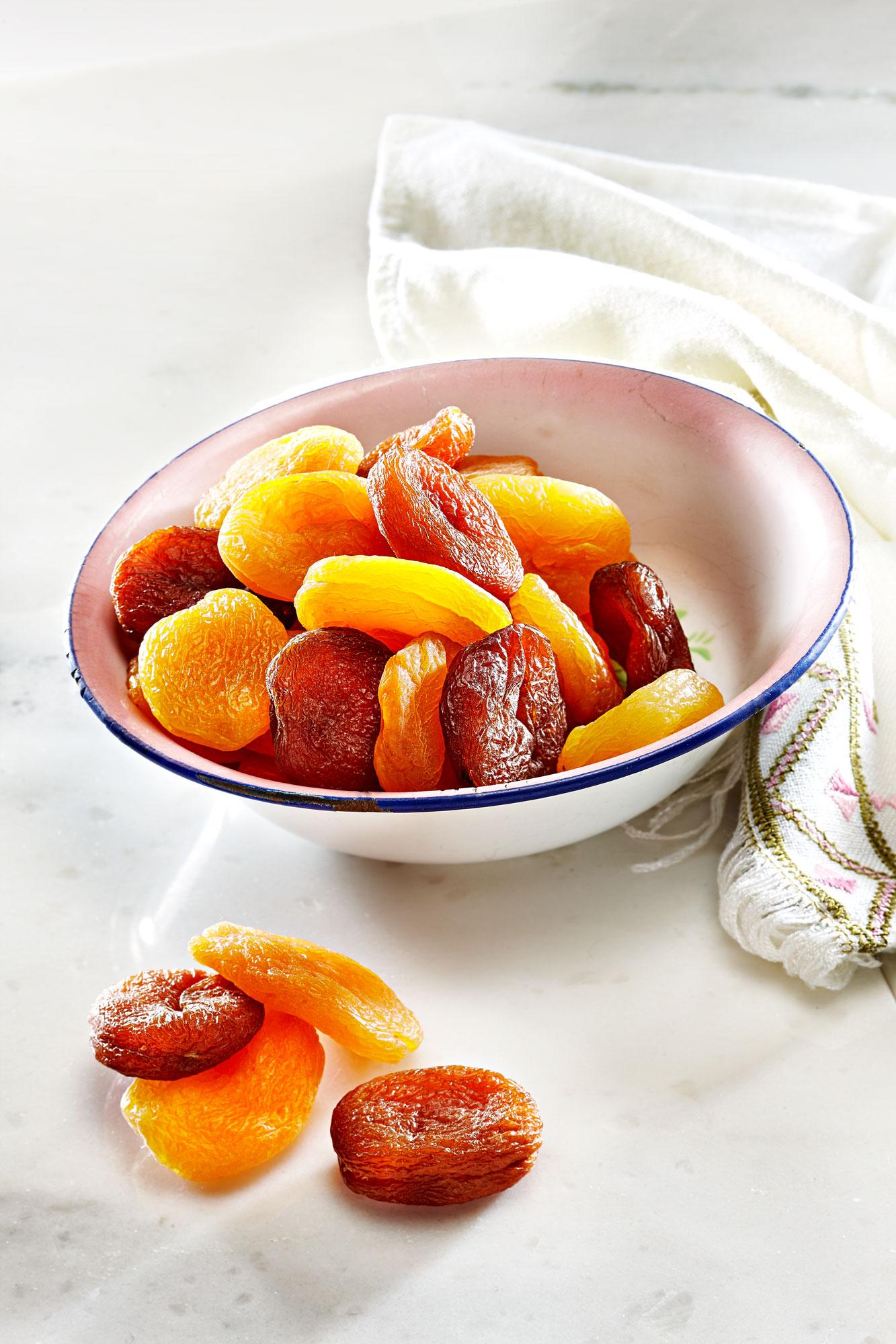 Organic and Conventional Turkish Dried Apricots