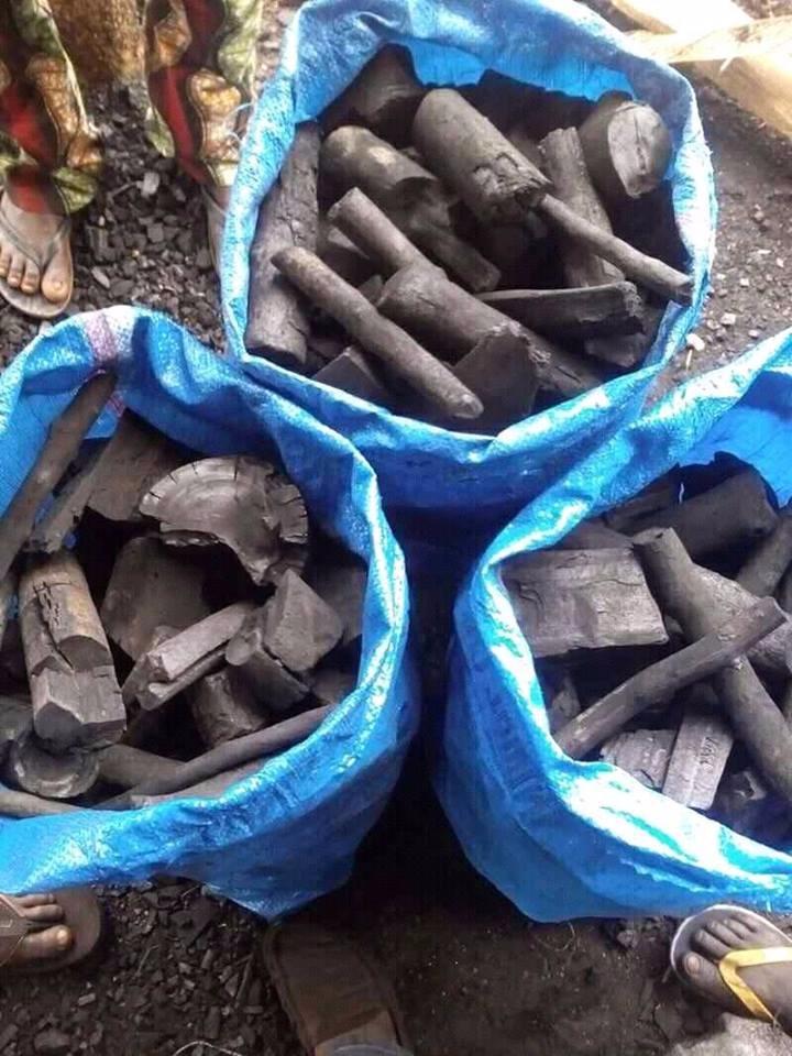 Hard wood charcoal